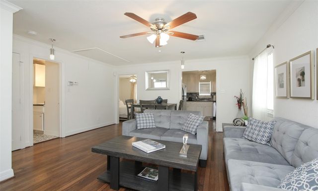 4331 Marina Street B, Houston, TX 77007