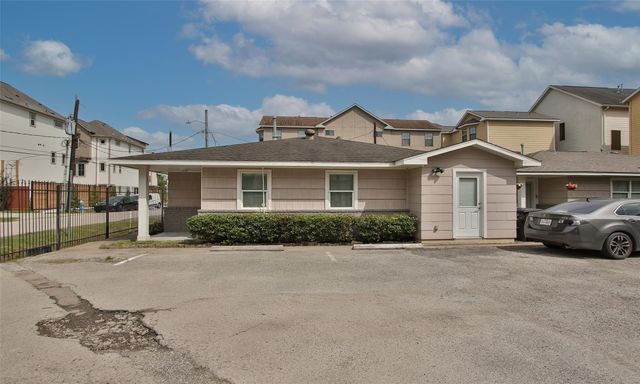 4331 Marina Street B, Houston, TX 77007