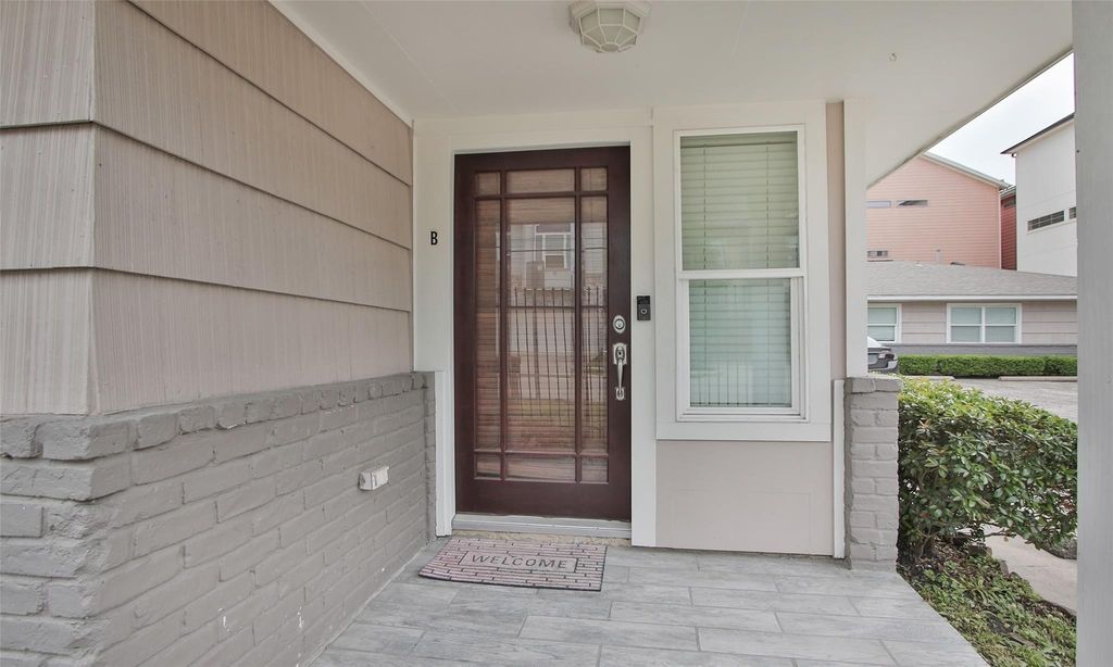 4331 Marina Street B, Houston, TX 77007