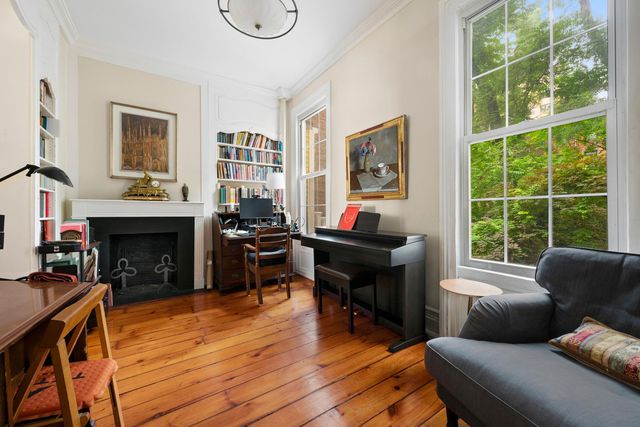 312 E 53rd Street, New York City, NY 10022