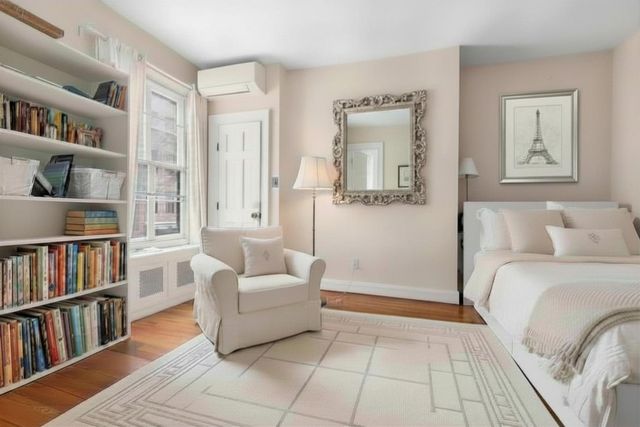 312 E 53rd Street, New York City, NY 10022