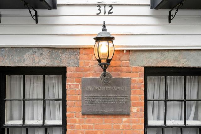 312 E 53rd Street, New York City, NY 10022