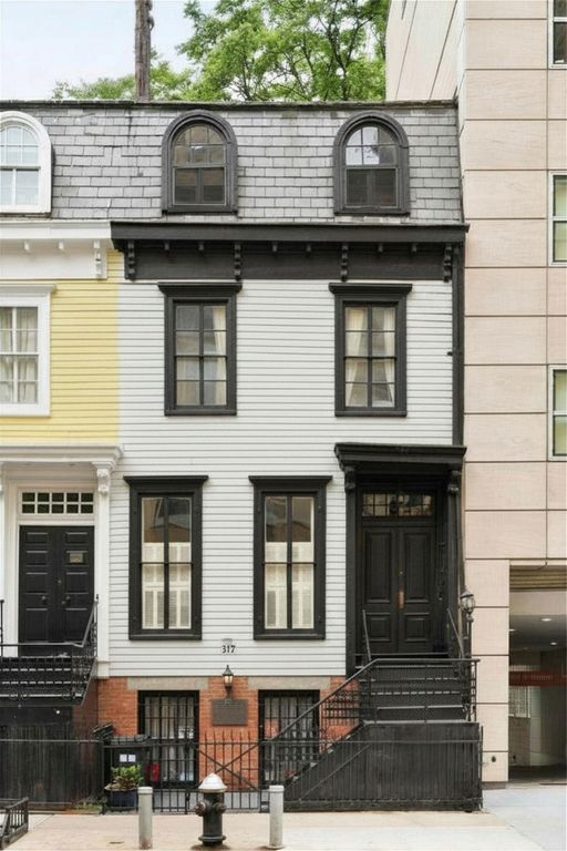 312 E 53rd Street, New York City, NY 10022