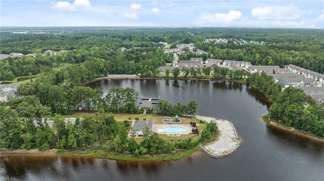 1732 Defiance DR, Chesapeake, VA 23323