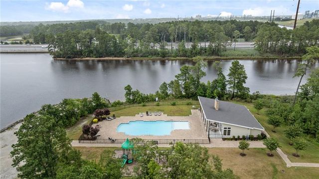 1732 Defiance DR, Chesapeake, VA 23323