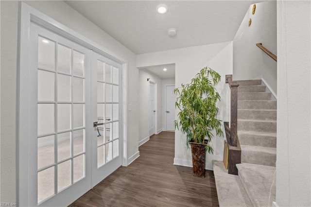 1732 Defiance DR, Chesapeake, VA 23323