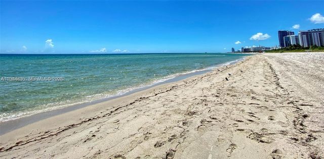 2600 Collins 508, Miami Beach, FL 33140