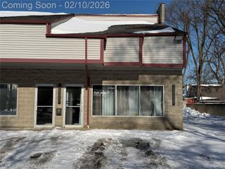 37454 Ann Arbor Trail, Livonia, MI 48150