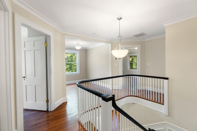 209 Waltham St, Lexington, MA 02421