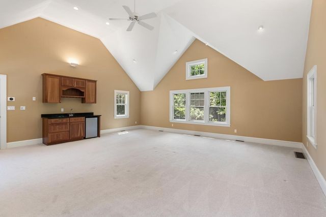 209 Waltham St, Lexington, MA 02421