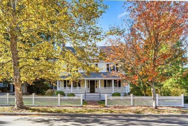 209 Waltham St, Lexington, MA 02421