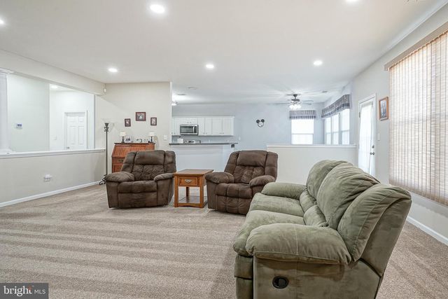 7 SHELLY ST, Sicklerville, NJ 08081