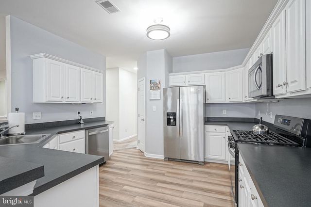 7 SHELLY ST, Sicklerville, NJ 08081