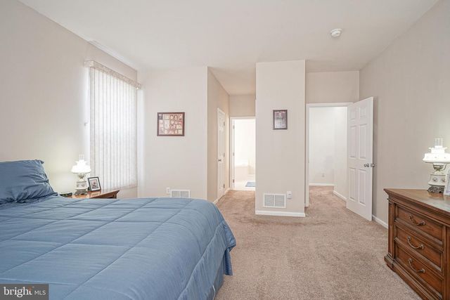 7 SHELLY ST, Sicklerville, NJ 08081