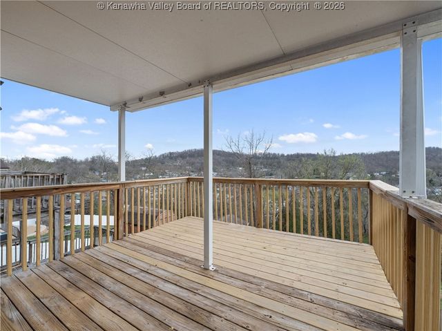 211 Stuart Street, St Albans, WV 25177