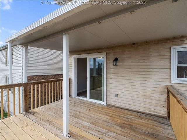 211 Stuart Street, St Albans, WV 25177