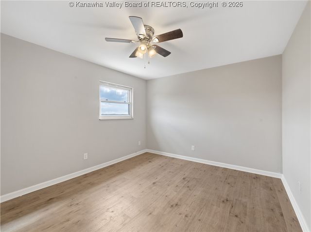 211 Stuart Street, St Albans, WV 25177