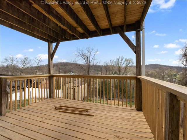 211 Stuart Street, St Albans, WV 25177