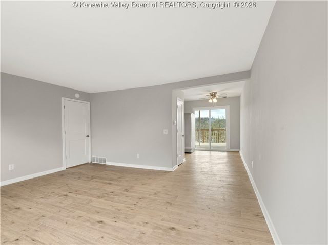 211 Stuart Street, St Albans, WV 25177