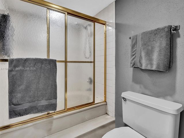 16565 NE 26th Ave 4E, North Miami Beach, FL 33160