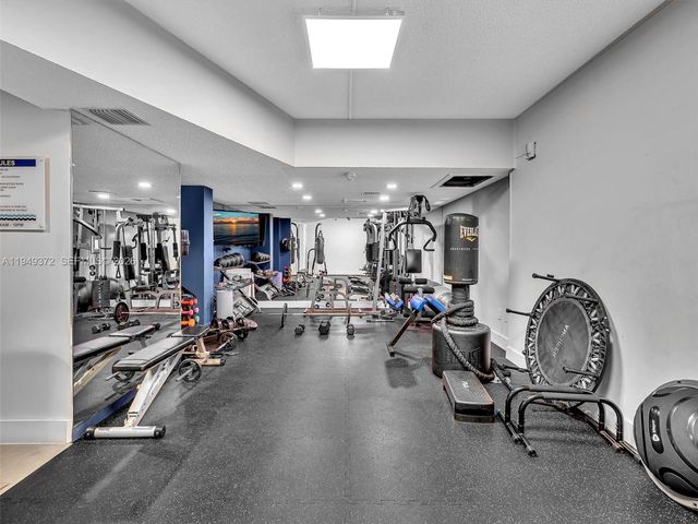 16565 NE 26th Ave 4E, North Miami Beach, FL 33160