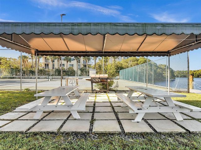 16565 NE 26th Ave 4E, North Miami Beach, FL 33160