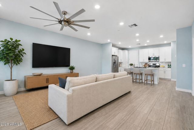 4077 S SABRINA Drive 12, Chandler, AZ 85248