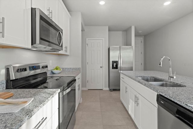 2787 BELLA VISTA DRIVE, Davenport, FL 33897