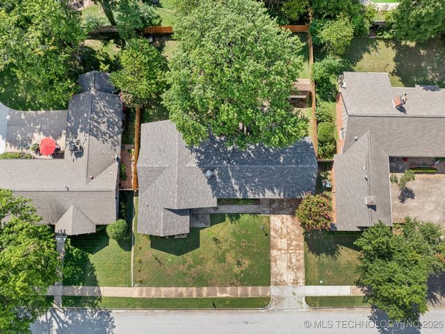 5212 S 68th East Place, Tulsa, OK 74145