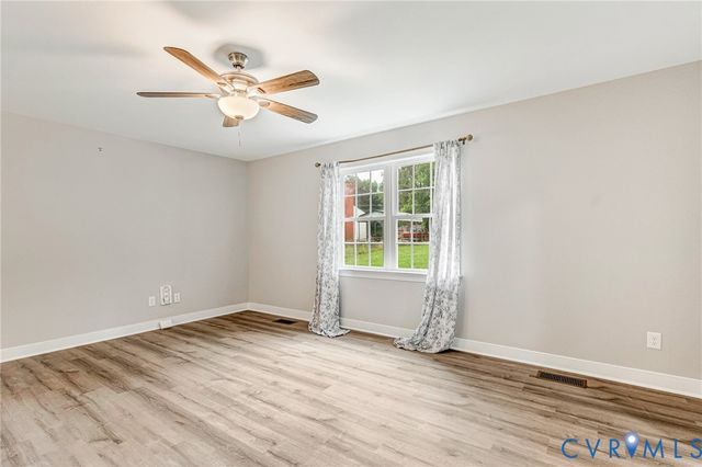 6204 Westhaven Dr, Mechanicsville, VA 23111