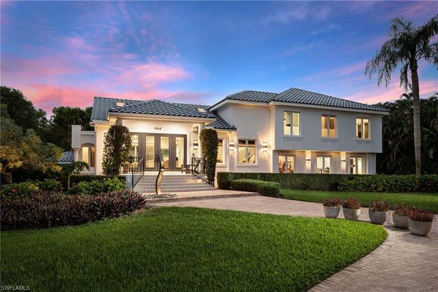 664 Hickory RD, Naples, FL 34108