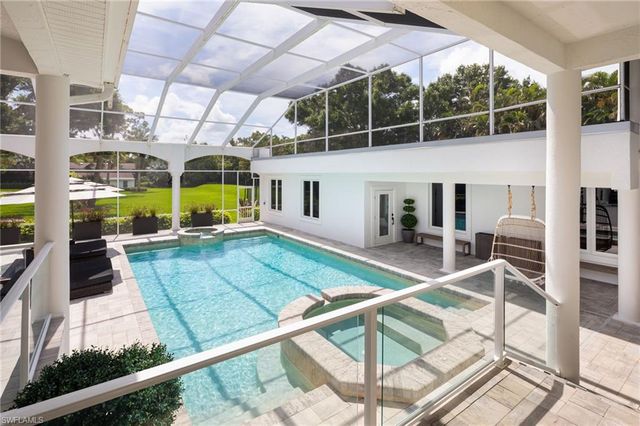 664 Hickory RD, Naples, FL 34108