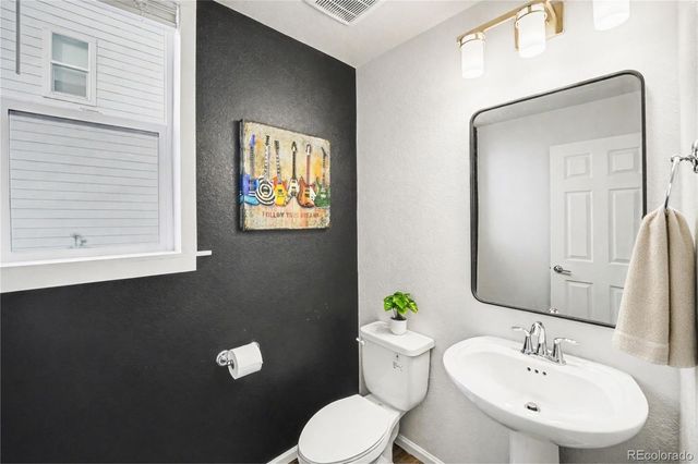 19197 E 64th Avenue, Denver, CO 80249