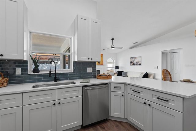 15 FAIRBANK LANE, Palm Coast, FL 32137