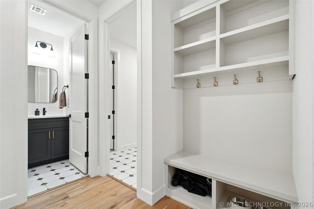 10339 Gary Place, Tulsa, OK 74137