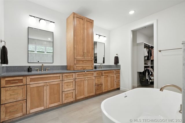 10339 Gary Place, Tulsa, OK 74137