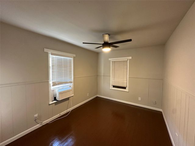 2721 Napoleon Street, Houston, TX 77004