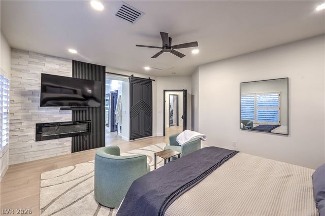 8432 Paseo Vista Drive, Las Vegas, NV 89128