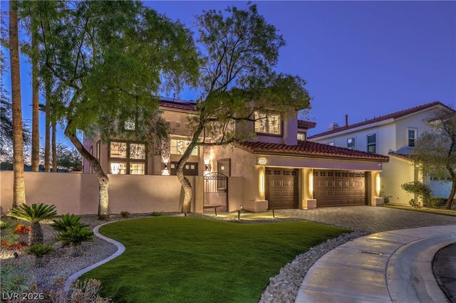8432 Paseo Vista Drive, Las Vegas, NV 89128