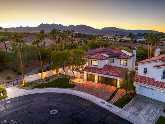 8432 Paseo Vista Drive, Las Vegas, NV 89128