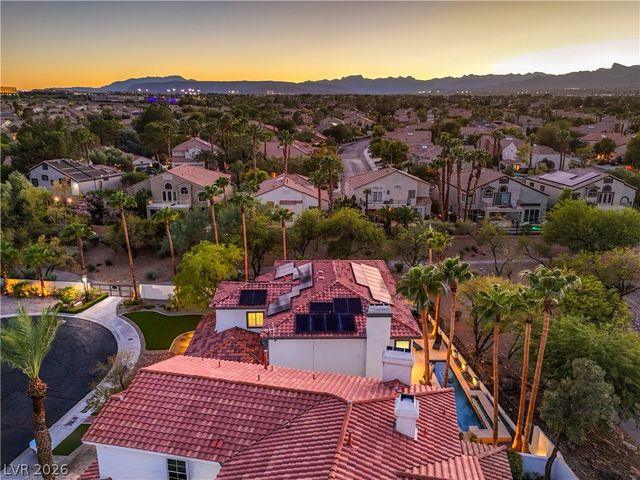 8432 Paseo Vista Drive, Las Vegas, NV 89128
