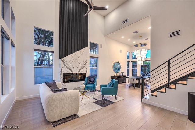 8432 Paseo Vista Drive, Las Vegas, NV 89128