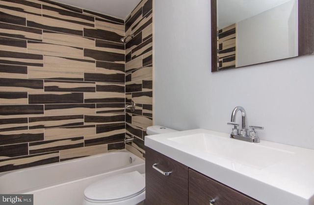 1122 SECOND AVE, Croydon, PA 19021