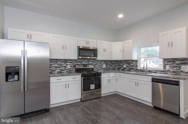 1122 SECOND AVE, Croydon, PA 19021