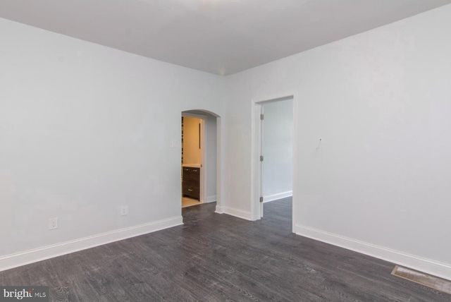 1122 SECOND AVE, Croydon, PA 19021