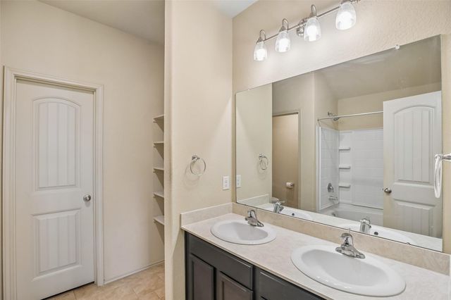 23038 Ari Creek Way, Tomball, TX 77375
