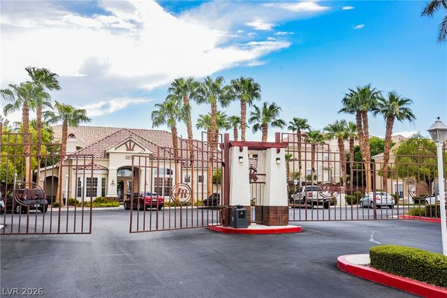 5855 Valley Drive 2050, North Las Vegas, NV 89031