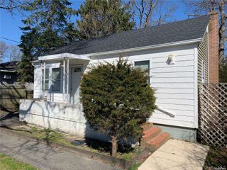 43 Fairview Drive, Shirley, NY 11967
