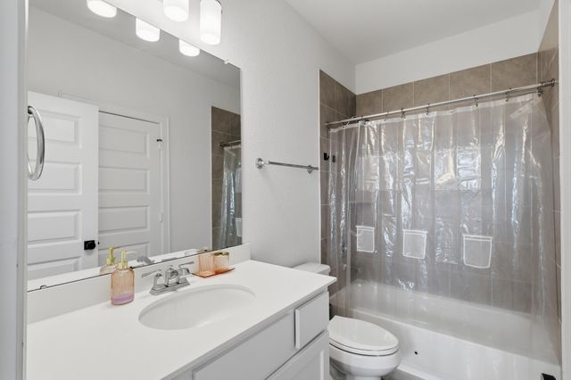 10528 Scarce Chaser Street, Conroe, TX 77385