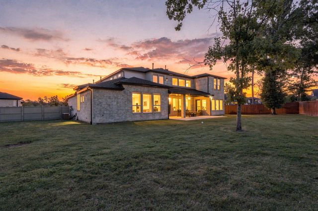 10528 Scarce Chaser Street, Conroe, TX 77385